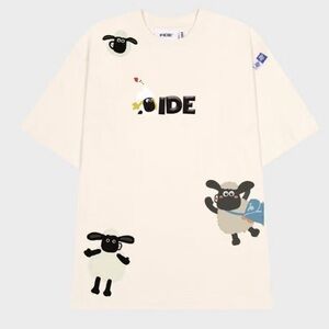 Brand new L cute sheep T-shirt